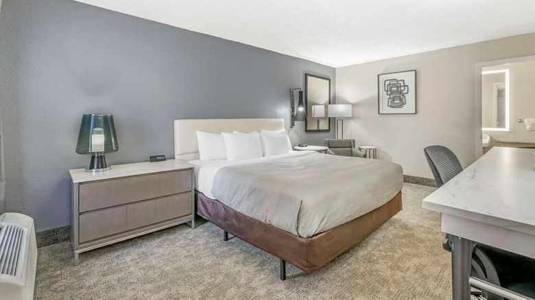 <b>QUALITY INN DAYTONA SPEEDWAY I-95 Room</b>. Images powered by <a href="https://iceportal.shijigroup.com/" title="IcePortal" target="_blank">IcePortal</a>.