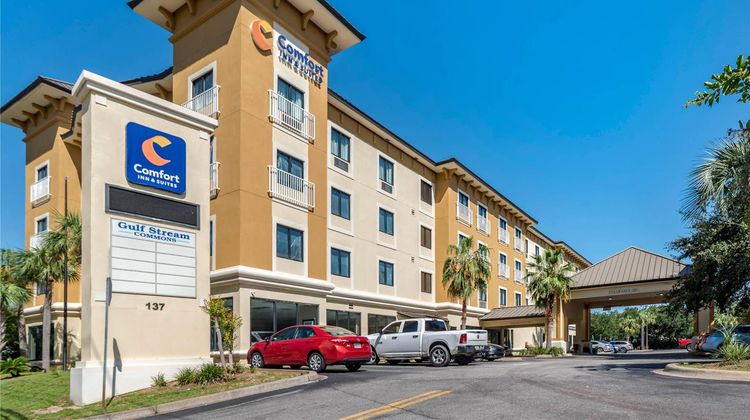 Comfort Inn & Suites Exterior