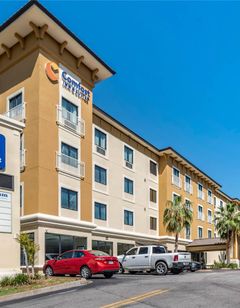 Comfort Inn & Suites