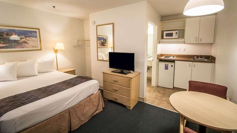 <b>Suburban Studios Near Federal Highway 1 Room</b>. Images powered by <a href="https://iceportal.shijigroup.com/" title="IcePortal" target="_blank">IcePortal</a>.