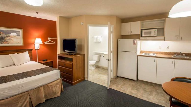 <b>Suburban Studios Near Federal Highway 1 Room</b>. Images powered by <a href="https://iceportal.shijigroup.com/" title="IcePortal" target="_blank">IcePortal</a>.