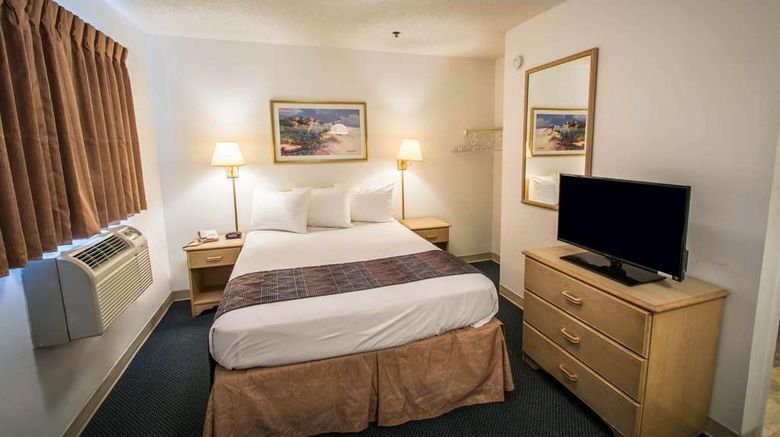 <b>Suburban Studios Near Federal Highway 1 Room</b>. Images powered by <a href="https://iceportal.shijigroup.com/" title="IcePortal" target="_blank">IcePortal</a>.