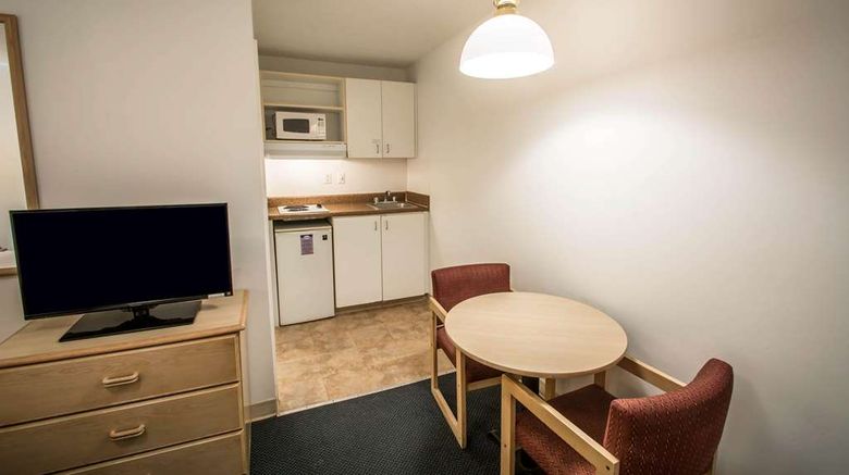 <b>Suburban Studios Near Federal Highway 1 Room</b>. Images powered by <a href="https://iceportal.shijigroup.com/" title="IcePortal" target="_blank">IcePortal</a>.