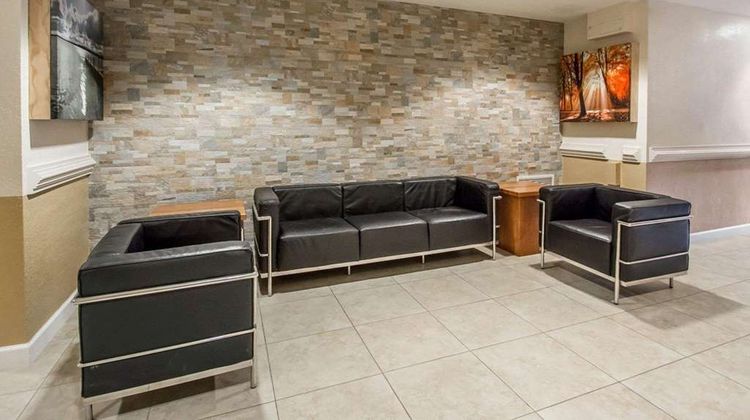 Suburban Studios Melbourne Airport Lobby
