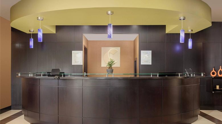 <b>Comfort Suites Lobby</b>. Images powered by <a href="https://iceportal.shijigroup.com/" title="IcePortal" target="_blank">IcePortal</a>.
