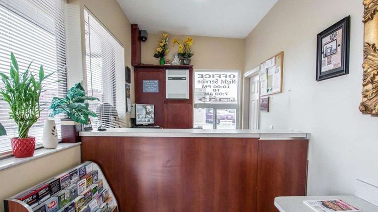 Rodeway Inn Lobby