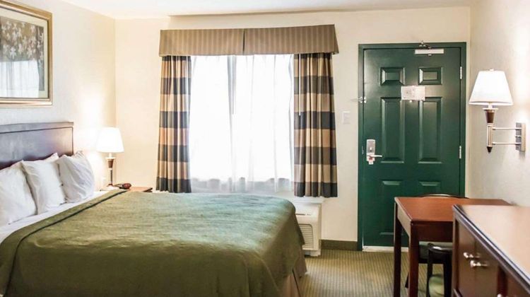 Econo Lodge Monticello Room