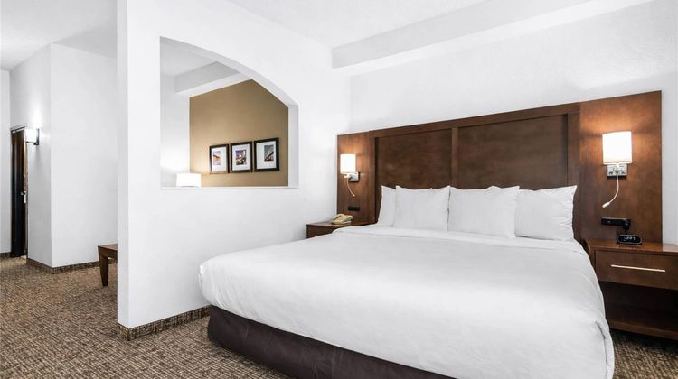 Comfort Suites Baymeadows Suite