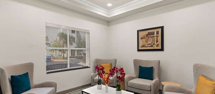 Comfort Suites Lobby
