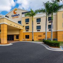 Comfort Suites