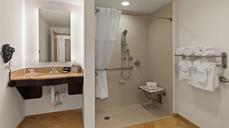 Comfort Suites Room