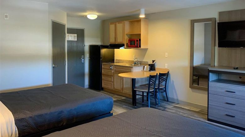 <b>Suburban Studios Near Panama City Beach Room</b>. Images powered by <a href="https://iceportal.shijigroup.com/" title="IcePortal" target="_blank">IcePortal</a>.
