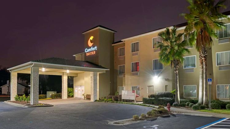 Comfort Suites At Eglin Air Force Base Exterior