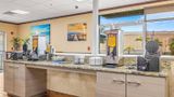 <b>Quality Inn & Suites Restaurant</b>. Images powered by <a href="https://iceportal.shijigroup.com/" title="IcePortal" target="_blank">IcePortal</a>.