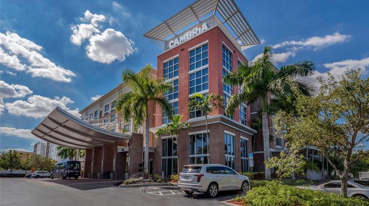 Cambria hotel & suites Fort Lauderdale Exterior