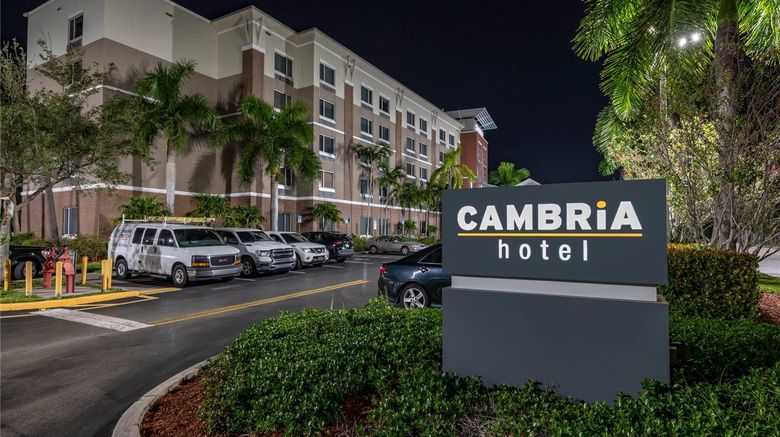 <b>Cambria hotel & suites Fort Lauderdale Exterior</b>. Images powered by <a href="https://iceportal.shijigroup.com/" title="IcePortal" target="_blank">IcePortal</a>.