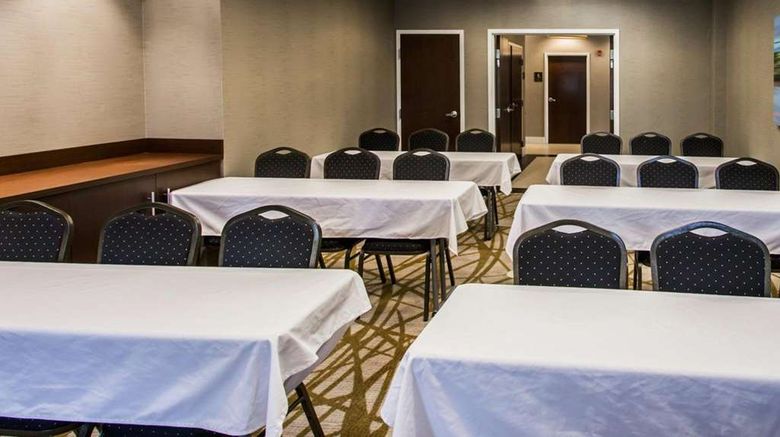 <b>Comfort Suites Miami Airport North Meeting</b>. Images powered by <a href="https://iceportal.shijigroup.com/" title="IcePortal" target="_blank">IcePortal</a>.