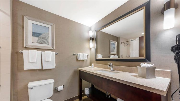 Comfort Suites Miami Airport North Room
