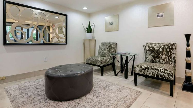 Quality Inn Lobby