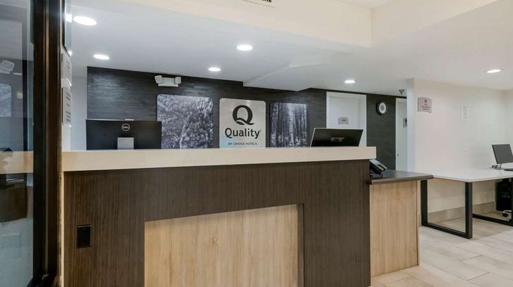 Quality Inn Lobby