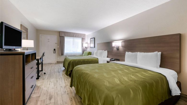<b>Quality Inn Room</b>. Images powered by <a href="https://iceportal.shijigroup.com/" title="IcePortal" target="_blank">IcePortal</a>.
