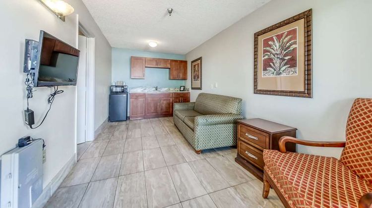 Rodeway Inn & Suites Suite