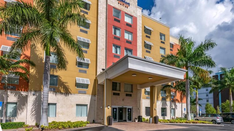 Comfort Suites Fort Lauderdale Airport S Exterior