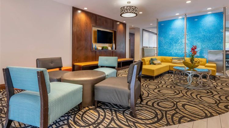 Comfort Suites Fort Lauderdale Airport S Lobby