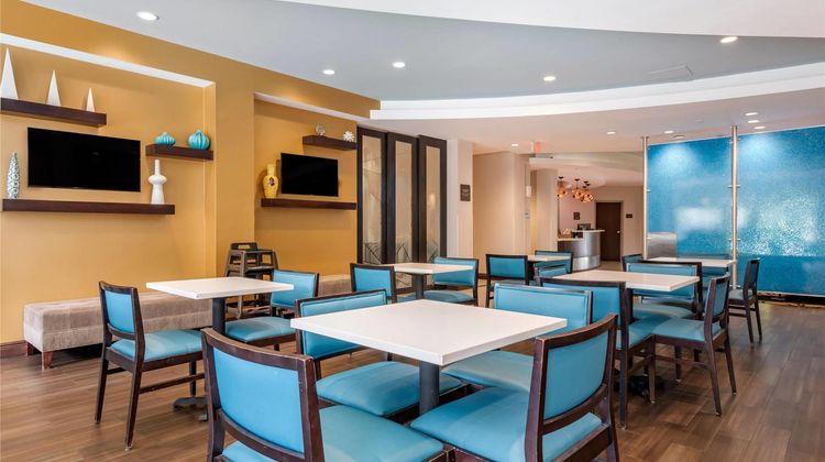 Comfort Suites Fort Lauderdale Airport S Restaurant