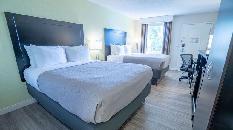 <b>Quality Inn Room</b>. Images powered by <a href="https://iceportal.shijigroup.com/" title="IcePortal" target="_blank">IcePortal</a>.