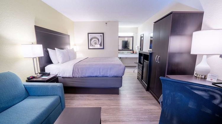 Quality Inn Room