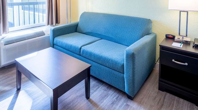 Quality Inn Room