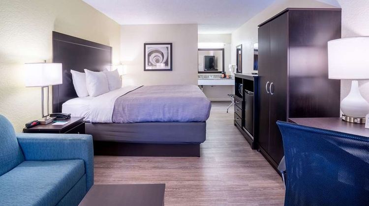 Quality Inn Room