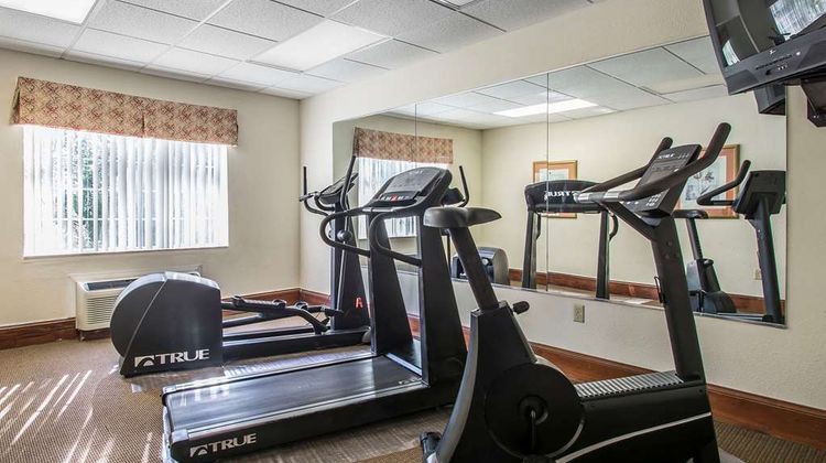 Econo Lodge Inn and Suites Marianna South Health