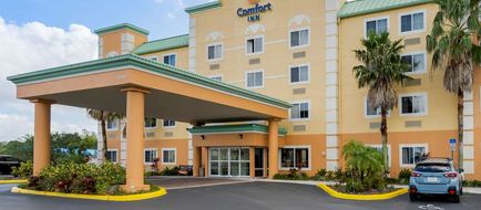 Comfort Inn Exterior