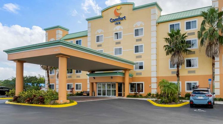 Comfort Inn Exterior
