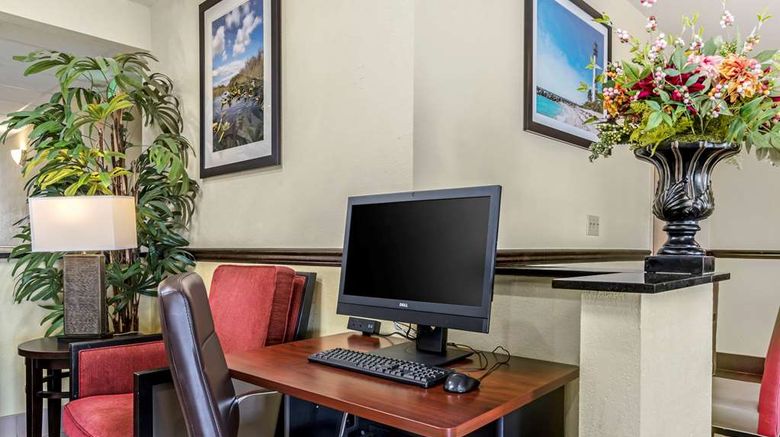 <b>Comfort Inn Other</b>. Images powered by <a href="https://iceportal.shijigroup.com/" title="IcePortal" target="_blank">IcePortal</a>.