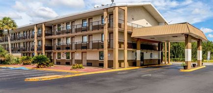 Rodeway Inn Tampa Exterior