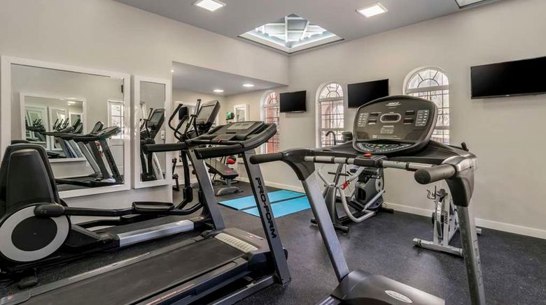 <b>Clarion Pointe Tampa East-Fairgrounds Health</b>. Images powered by <a href="https://iceportal.shijigroup.com/" title="IcePortal" target="_blank">IcePortal</a>.