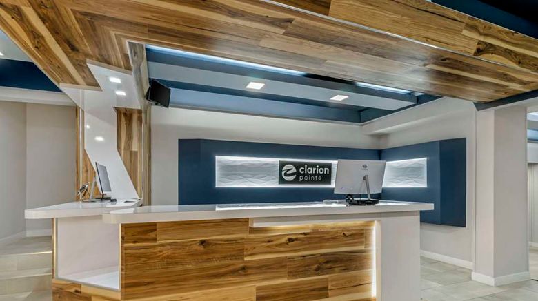 <b>Clarion Pointe Tampa East-Fairgrounds Lobby</b>. Images powered by <a href="https://iceportal.shijigroup.com/" title="IcePortal" target="_blank">IcePortal</a>.