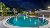 <b>Comfort Inn & Suites Pool</b>. Images powered by <a href="https://iceportal.shijigroup.com/" title="IcePortal" target="_blank">IcePortal</a>.