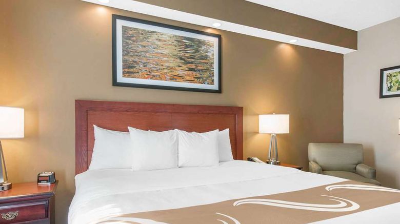 <b>Quality Inn Room</b>. Images powered by <a href="https://iceportal.shijigroup.com/" title="IcePortal" target="_blank">IcePortal</a>.