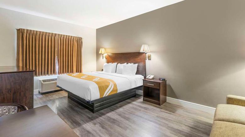 <b>Quality Inn Conf Center at Citrus Hills Room</b>. Images powered by <a href="https://iceportal.shijigroup.com/" title="IcePortal" target="_blank">IcePortal</a>.