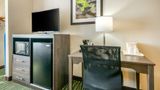 <b>Quality Inn Room</b>. Images powered by <a href="https://iceportal.shijigroup.com/" title="IcePortal" target="_blank">IcePortal</a>.