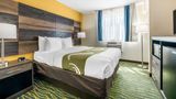 <b>Quality Inn Room</b>. Images powered by <a href="https://iceportal.shijigroup.com/" title="IcePortal" target="_blank">IcePortal</a>.