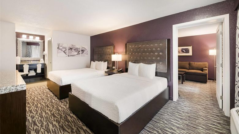 <b>Clarion Inn & Suites Universal Studios Suite</b>. Images powered by <a href="https://iceportal.shijigroup.com/" title="IcePortal" target="_blank">IcePortal</a>.