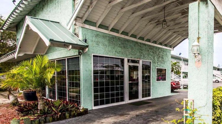 Econo Lodge Exterior