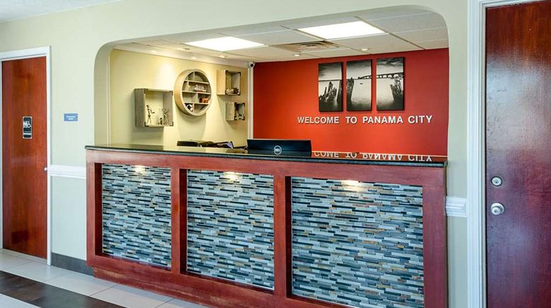 <b>Rodeway Inn Panama City Lobby</b>. Images powered by <a href="https://iceportal.shijigroup.com/" title="IcePortal" target="_blank">IcePortal</a>.