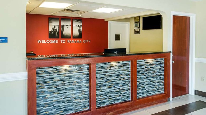 <b>Rodeway Inn Panama City Lobby</b>. Images powered by <a href="https://iceportal.shijigroup.com/" title="IcePortal" target="_blank">IcePortal</a>.