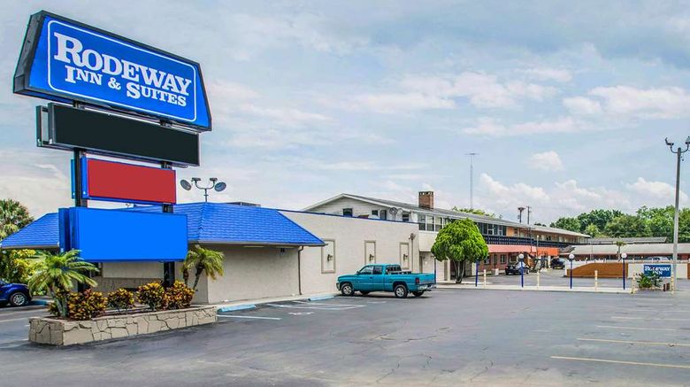 <b>Rodeway Inn & Suites Winter Haven Exterior</b>. Images powered by <a href="https://iceportal.shijigroup.com/" title="IcePortal" target="_blank">IcePortal</a>.